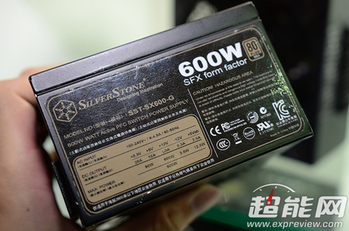 火星科技 银欣推出600W SFX规格小电源