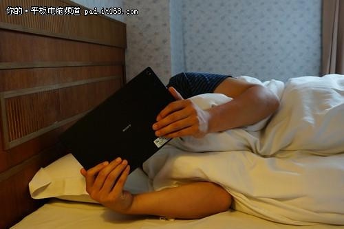 比笔记本更轻灵 索尼Z2 Tablet商务之旅-IT168