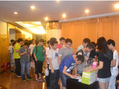 AMD华硕完美DOTA2制霸赛区域决赛开启