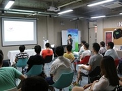 60寸透明可弯曲4K电视2017年见