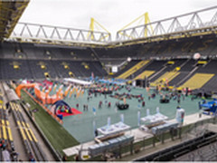 想了解孕育德意志战车的科技体育场馆吗