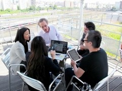 QQ多人通话：跨国办公成本有效降低35%