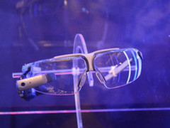 国产智能眼镜最强音？联想M100现场体验