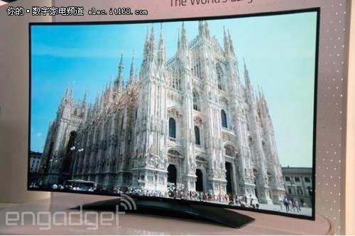 LG 77英寸可变形4K曲面电视售价约21万