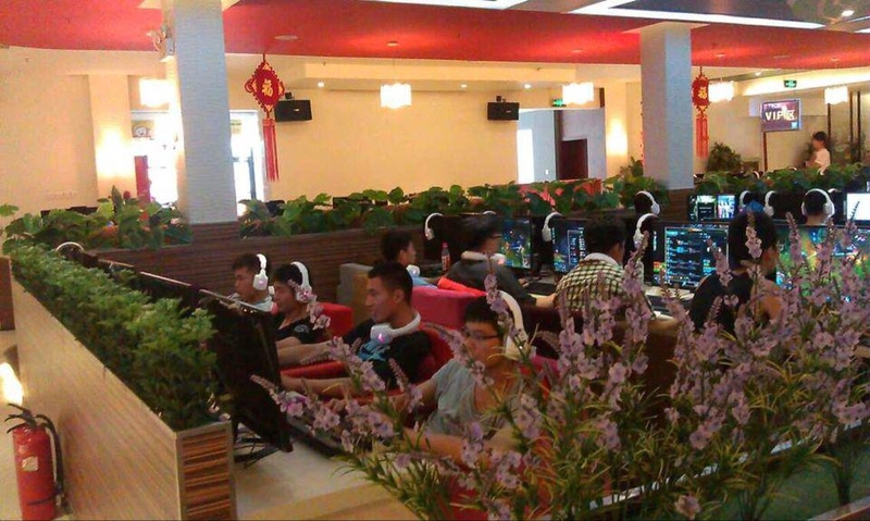 【图】雷铭电竞游戏耳机入驻中关村高端网咖 