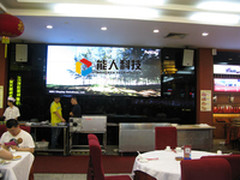 能人科技打造国际机场美食城视频墙项目