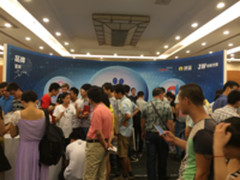 智能硬件领域竞争升温百度引领产业发展