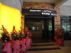 达尔优高端外设强势入驻武侯清风网咖