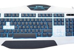 网吧里重中之重 炫光弑血狂鲨游戏键盘