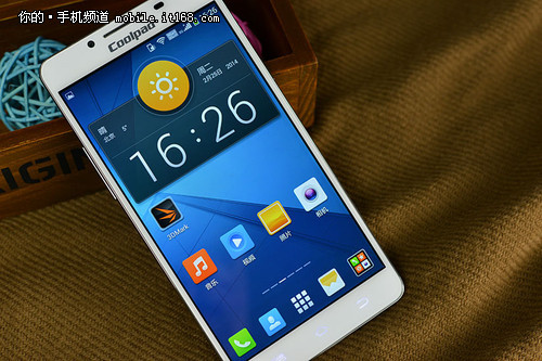 ˫˫ͨ4Gֻ S6Ű1789Ԫ