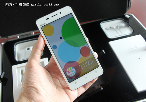 可以唱KTV的4G手机 vivo X5L开启预约