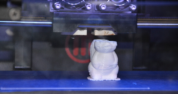 3D打印机现身文博会 新技术引来围观