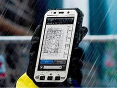 松下两款三防平板 分别运行Win8和安卓