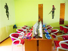 喜大普奔 炫光键盘入驻青岛金鑫达网吧