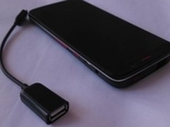 OTG获得新生 完美嫁接VVE投影手机We8