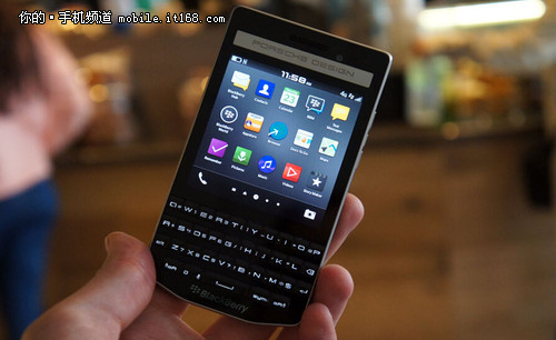 保时捷推跨界手机 黑莓P9983发布