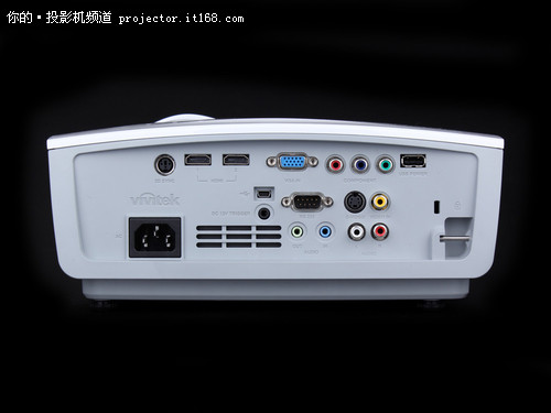 丽讯CHC1122p高清3D投影机介绍