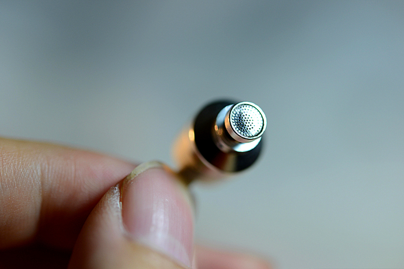 【图】一加不止于手机 99元一加银耳耳机试玩