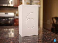 谷歌Nexus 6开箱抢先看 预售缺货