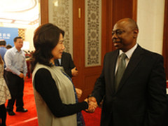 格力董明珠论道城市可持续发展