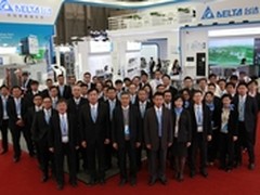 台达SCARA工业机器人参展中国工博会