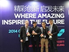 腾讯QQ亮相One Show:人文在左 技术在右