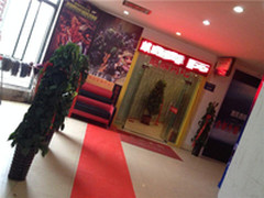 极为舒适狼派键鼠强势入驻合肥麒麟网吧