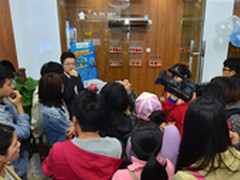 美的普及“一晚低至1度电”空调