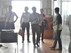 电子商务专业指导委员到访省轻工家商城