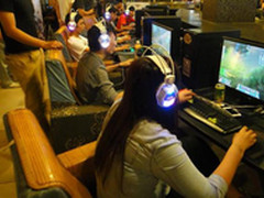 生意更火爆 渠道谈西伯利亚V6网吧耳机