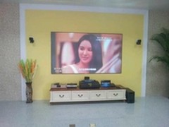 华录推出百寸激光投影电视 售价69999元