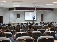 全民股神赛事正酣 南北学生投资显差异