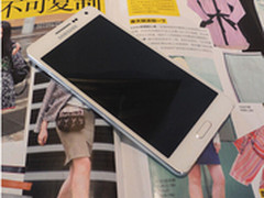 90后萌女编辑验证网上Galaxy A几大传言