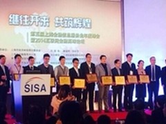 无社群不旅行开放闭环的微博成大众情人