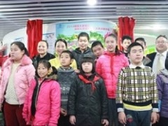 柯尼卡美能达特殊儿童绘画手工赛落幕