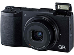 高端街拍DC机 理光GR新低3799元还送包