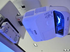 手指互动教学新方式爱普生CB-595Wi测试