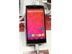 一加手机亮相CES 竹质版CM系统打差异化