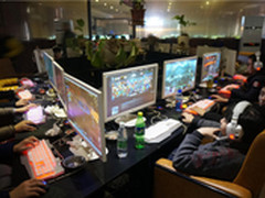 南京时代网咖首选铂赛克锰背光游戏键盘