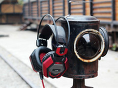 魅力无限 西伯利亚V6网吧耳机美图鉴赏