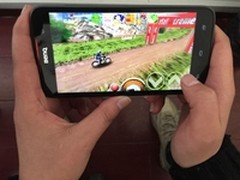 明基F5男神般守护寒假生活 护眼不将就