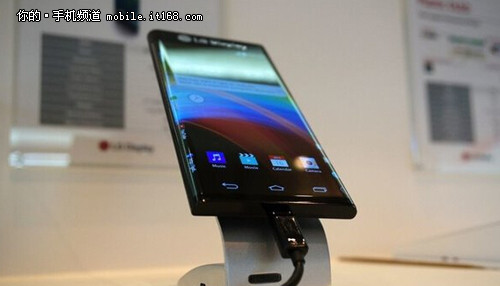 6寸720P屏 LG双侧曲面屏手机推出-IT168 手机