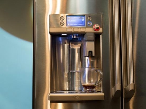 这款冰箱居然内置咖啡机 高达20420元