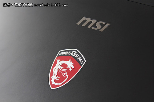 笔记本机身与显卡扩展坞设计