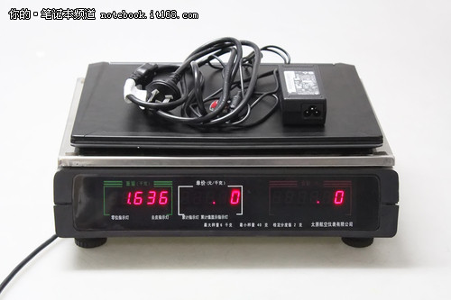 笔记本机身与显卡扩展坞设计