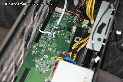 外接显卡扩展坞拆解