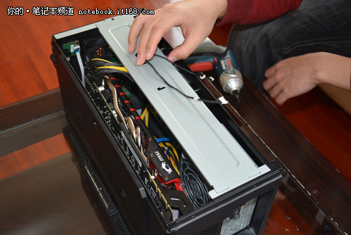 外接显卡扩展坞拆解