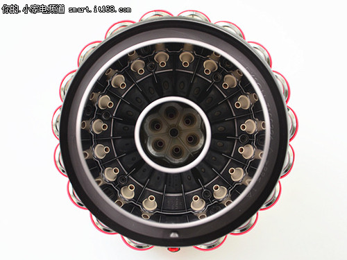 戴森DC52圆筒式吸尘器评测-主机&集尘桶