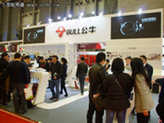 以用户需求为导向 公牛新品亮相2015AWE