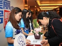 百度群英会2015开跑  商户现场忙取经